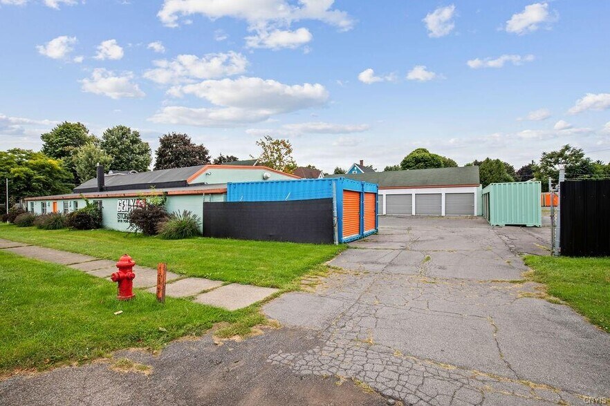 More Photos Of 17-19 W Albany St, Oswego Self Storage For Sale