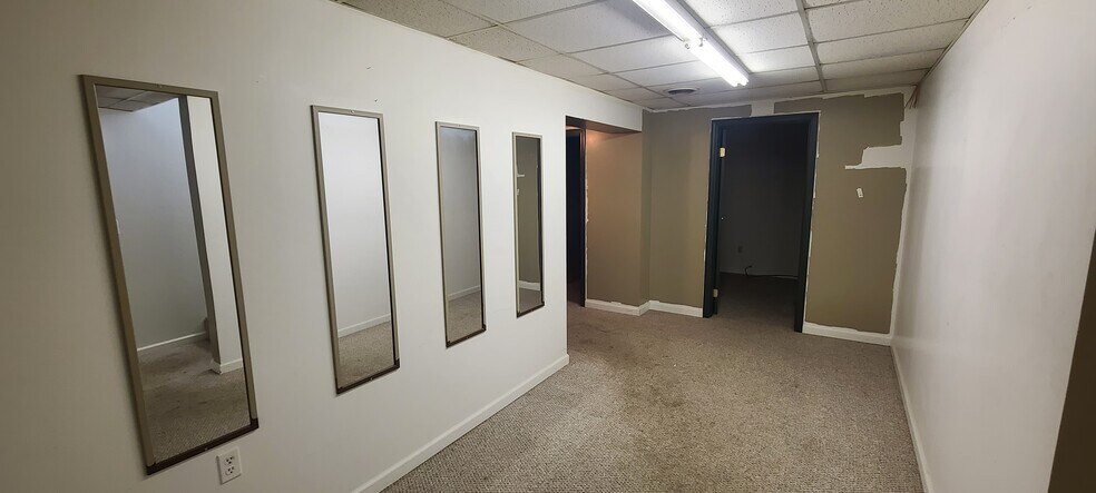 More Photos Of 20 S Morgantown St, Fairchance Flex For Lease