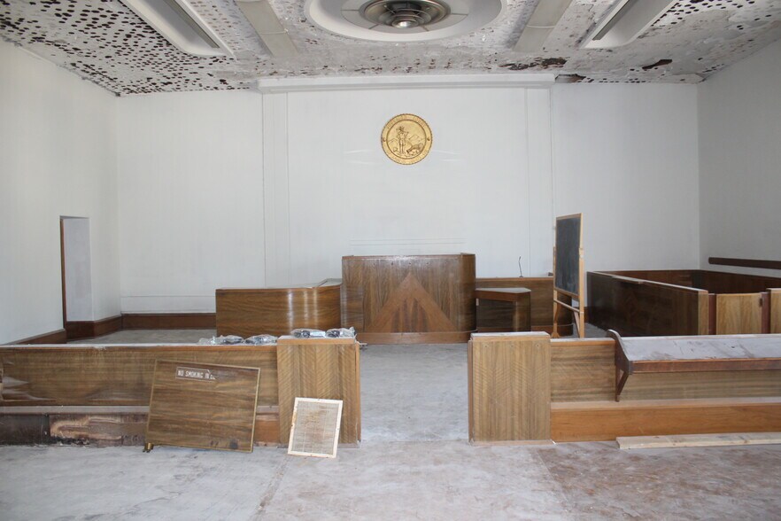 More Photos Of 108 Court St, Jackson General Retail For Sale