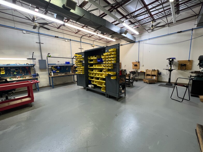 More Photos Of 104 Centre Ct, Radford Warehouse For Sale