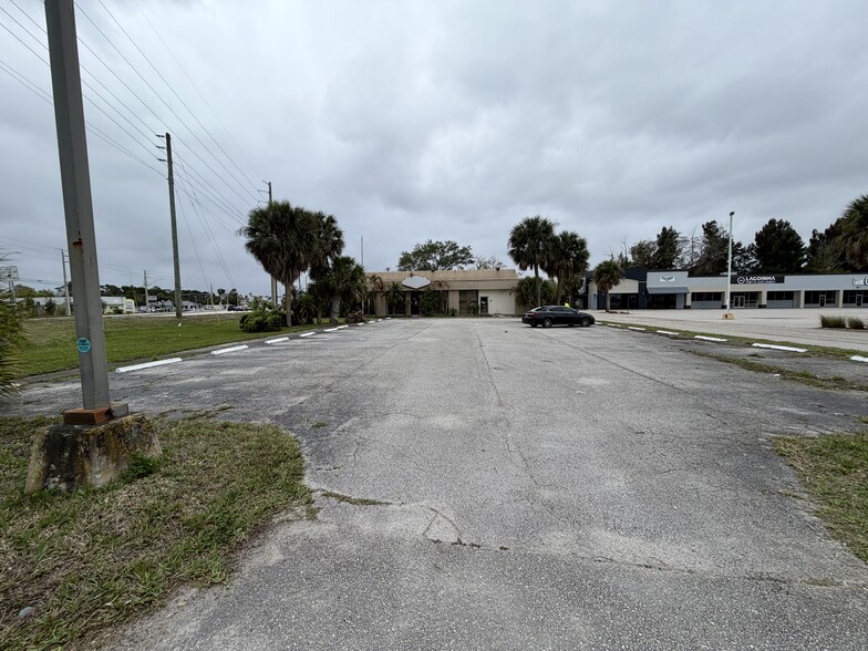 More Photos Of 7181 S US Highway 1, Fort Pierce Freestanding For Lease