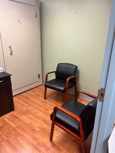 More Photos Of 101 Progress Dr, Doylestown Medical For Lease