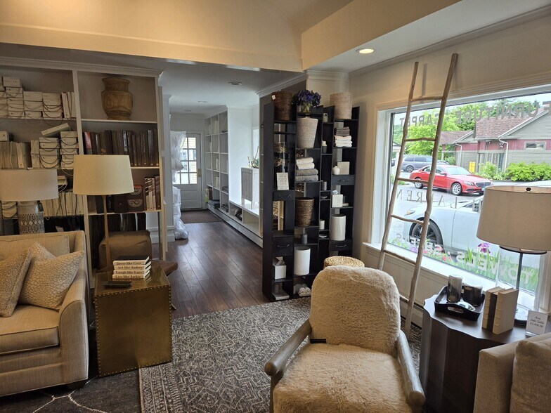 More Photos Of 4570 Main St, Manchester Center General Retail For Sale