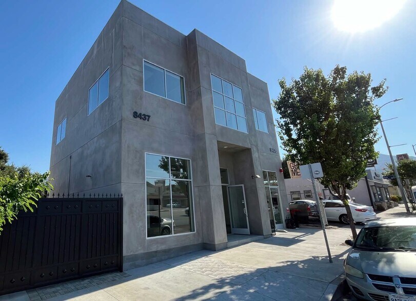 More Photos Of 8435-8437 Foothill Blvd, Sunland Office For Sale