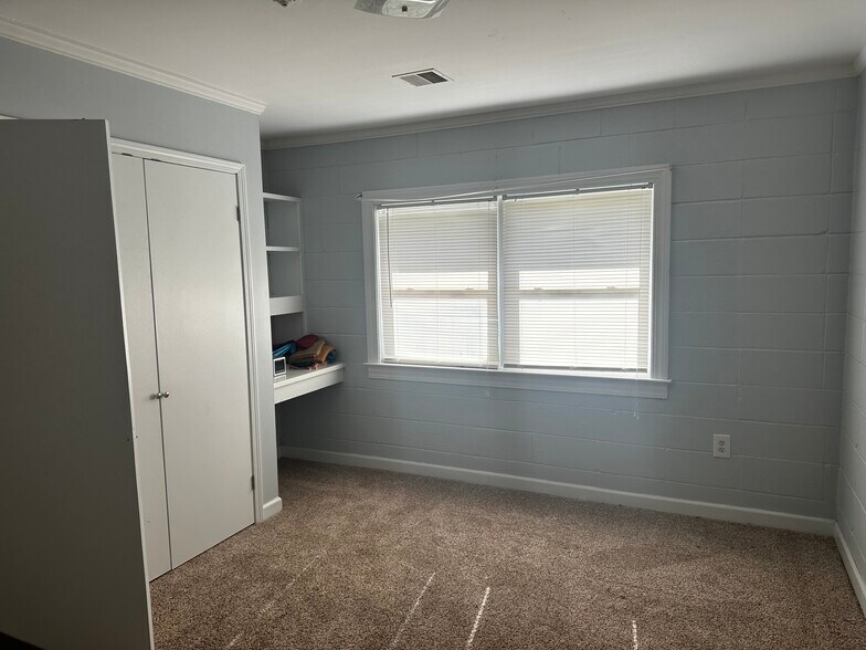 More Photos Of 500 Weston Rd, Creswell Land For Sale