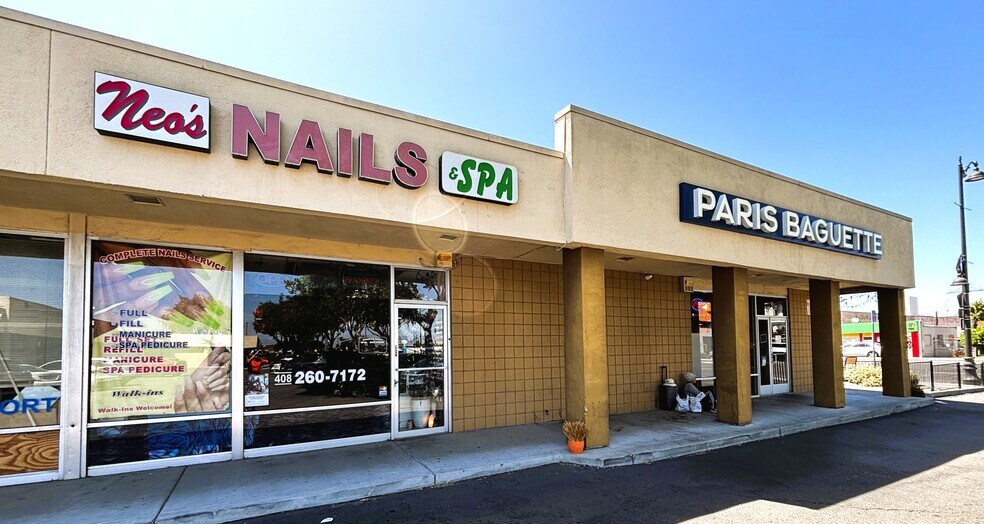 More Photos Of 2400-2470 El Camino Real, Santa Clara General Retail For Lease
