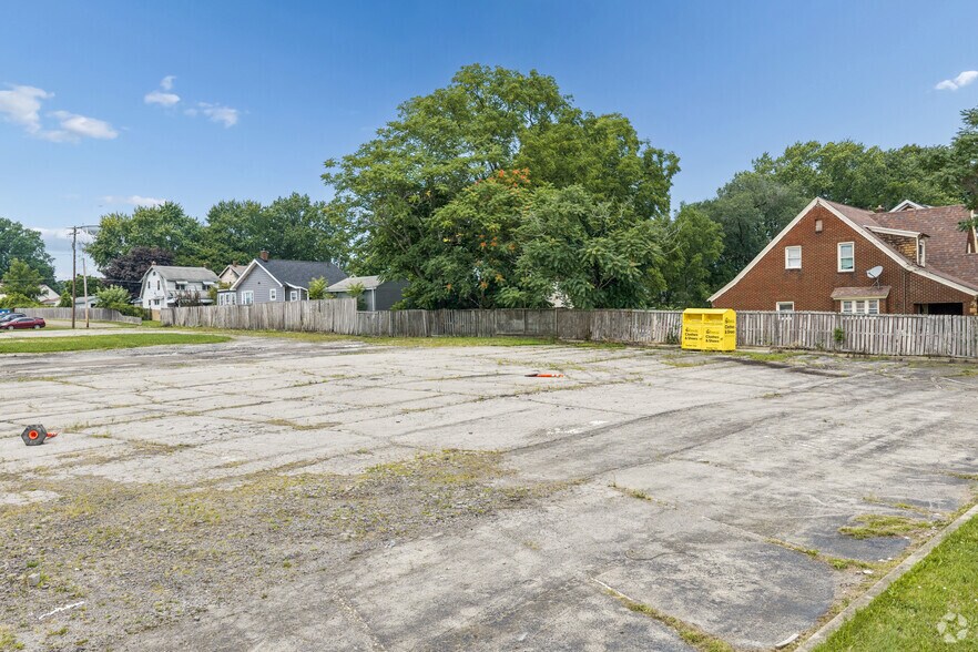 More Photos Of 3034 Mahoning Ave, Youngstown Land For Sale