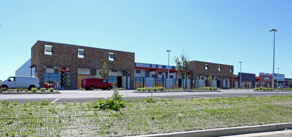 More Photos Of 11500 W Burleigh St, Wauwatosa Storefront For Lease