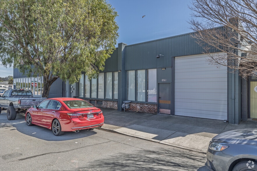 More Photos Of 1024 Howard Ave, San Mateo Warehouse For Lease