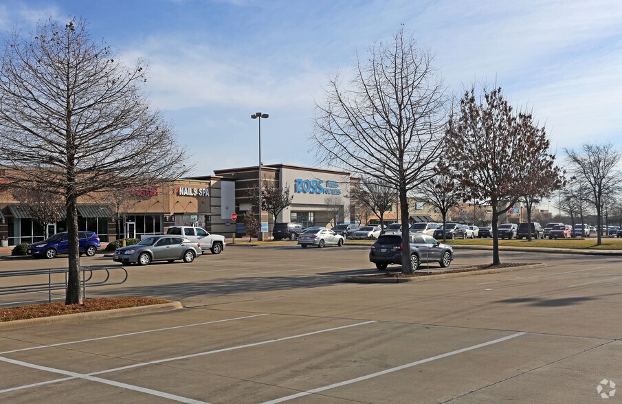 Primary Photo Of I-20, Dallas Unknown For Lease