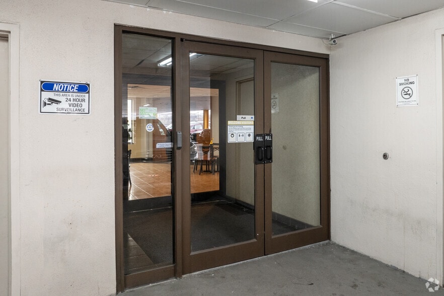 More Photos Of 1 Harmon Meadow Blvd, Secaucus Office For Lease