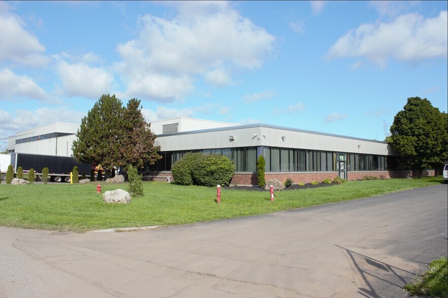 More Photos Of 1801 Mt Read Blvd, Rochester Warehouse For Lease