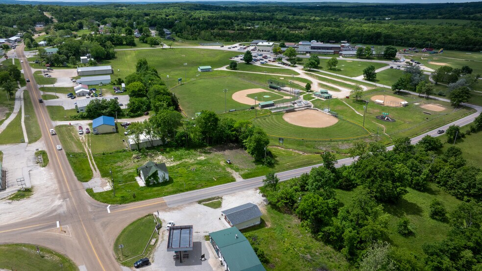 More Photos Of 900 Highway 42, Iberia Freestanding For Sale