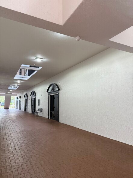 More Photos Of 9200 Bonita Beach Rd, Bonita Springs Coworking Space