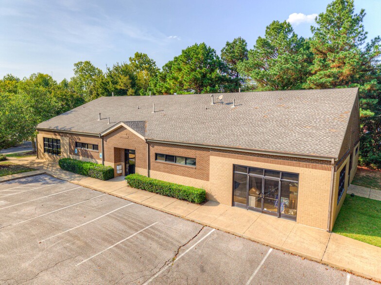 More Photos Of 520 Trinity Creek Cv, Cordova Medical For Sale