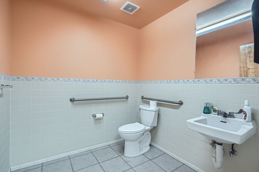 More Photos Of 11919 W I-70 N, Wheat Ridge Warehouse For Sale