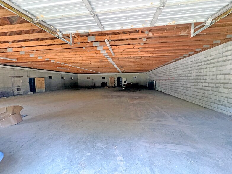 More Photos Of 500 Gee St, Mount Vernon Industrial For Sale