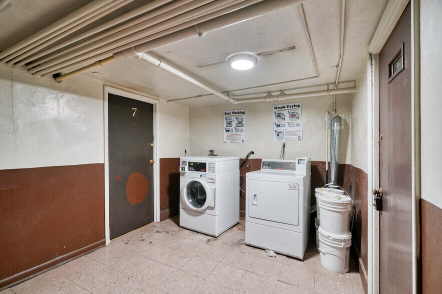 More Photos Of 2107-2111 Park Ave, Baltimore Apartments For Sale