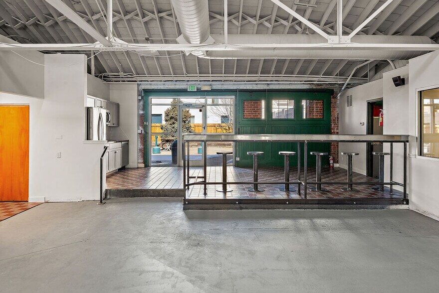 More Photos Of 225 W 2nd St, Pueblo Office For Lease