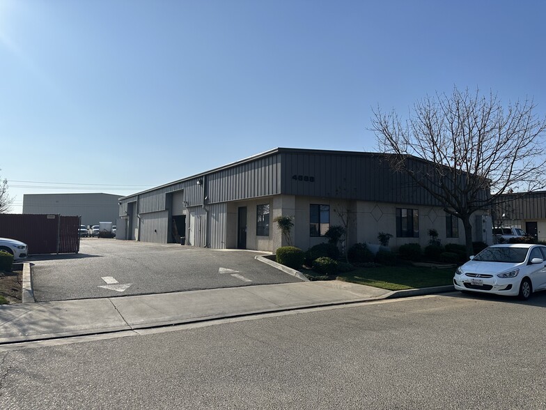 Primary Photo Of 4668 E Weathermaker Ave, Fresno Warehouse For Lease