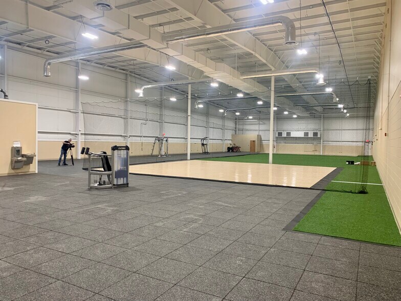 More Photos Of 910 Progress Dr, Richmond Industrial For Lease