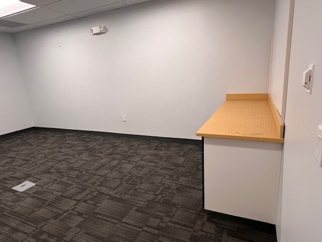 More Photos Of 61 Brown Rd, Ithaca Office For Lease