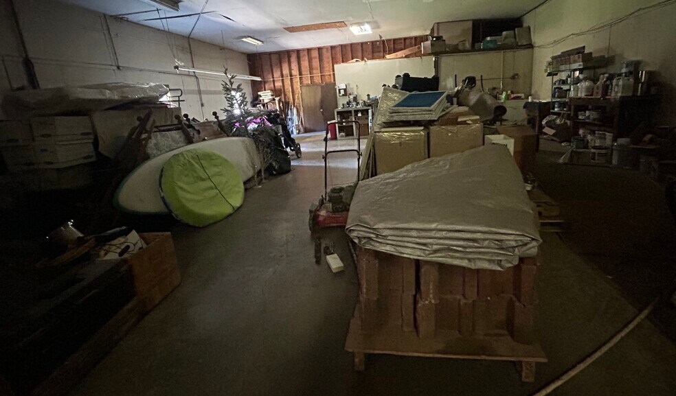 More Photos Of 5359 Highway 301, Trenton Manufacturing For Sale
