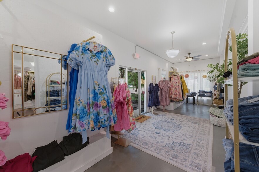 More Photos Of 203 N 11th St, Nashville Storefront Retail Office For Sale