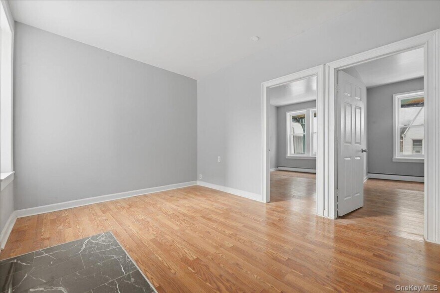 More Photos Of 126-10 Jamaica Ave, Richmond Hill Storefront Retail Residential For Sale