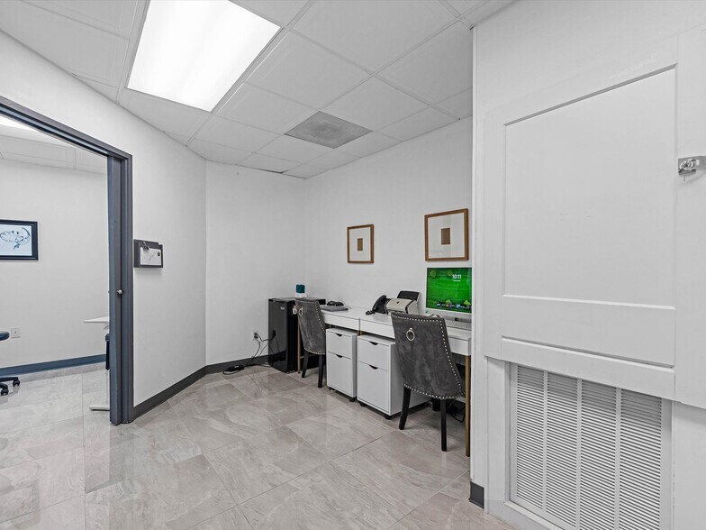 More Photos Of 525 Blossom St, Webster Medical For Sale