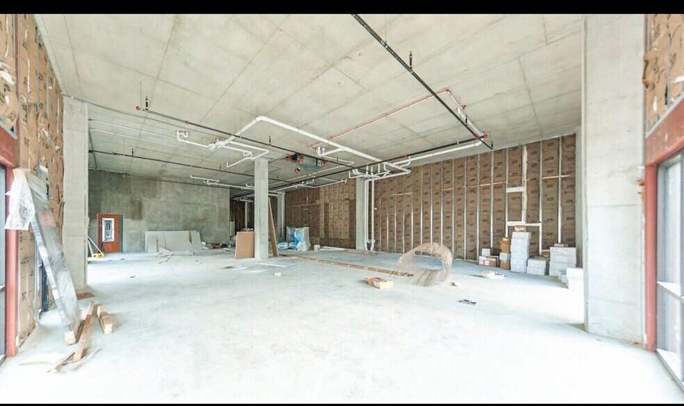 More Photos Of 110 SW Market St, Lee's Summit Office For Sale