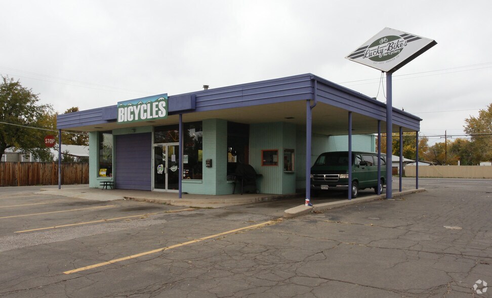 More Photos Of 1901-2099 S Federal Blvd, Denver Unknown For Lease
