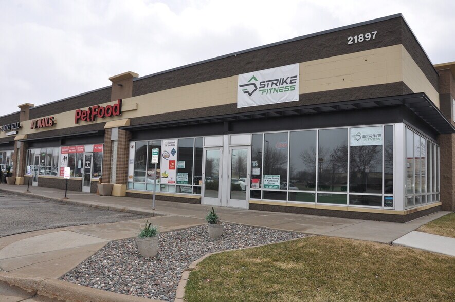 Primary Photo Of 21897 S Diamond Lake Rd, Rogers General Retail For Lease