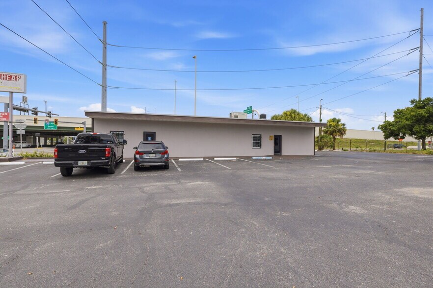 More Photos Of 507 E Dr Martin Luther King Jr Blvd, Tampa Medical For Sale