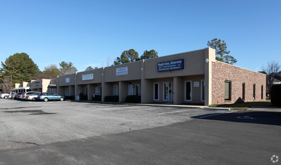 More Photos Of 2401-2411 S Charles Blvd, Greenville Office For Lease