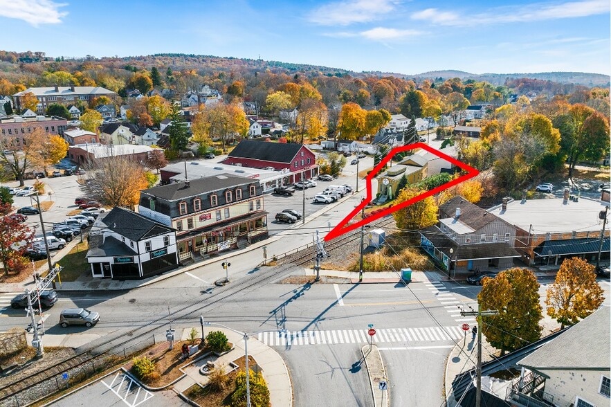 More Photos Of 21 Furnace St, Danielson Storefront For Sale