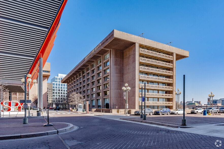 More Photos Of 950 L'Enfant Plz SW, Washington Office For Lease