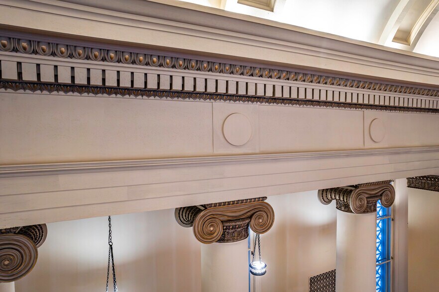 More Photos Of 220 North St, Buffalo Specialty For Sale