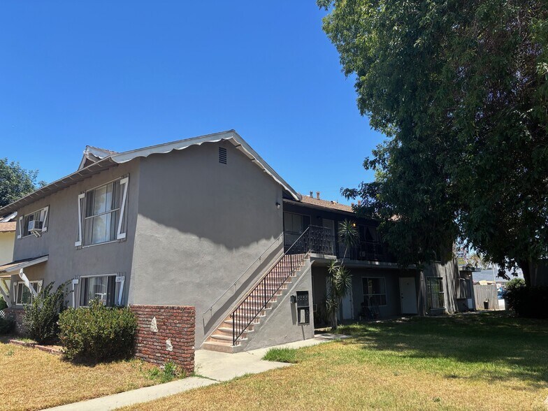 Primary Photo Of 12072 Cole St, Garden Grove Apartments For Sale