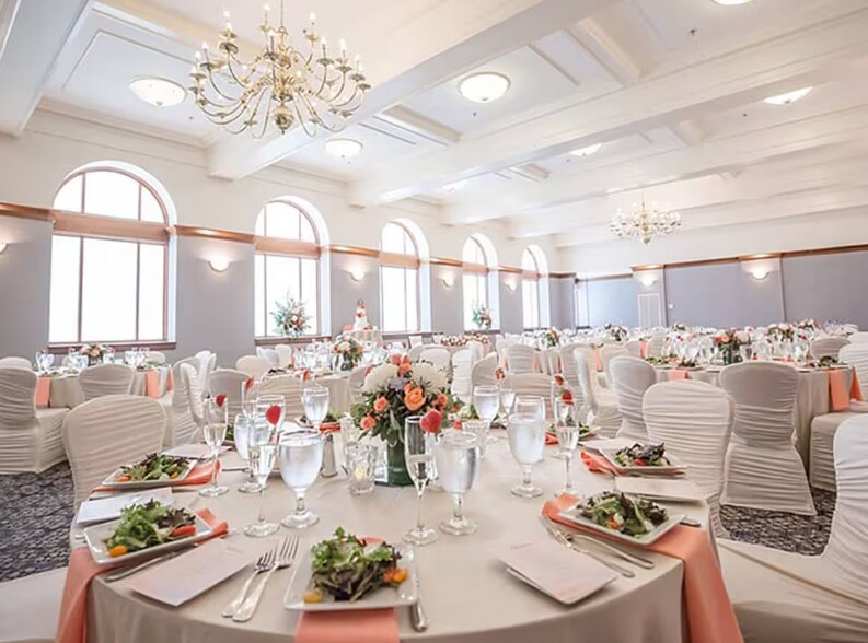 More Photos Of 139 Mathewson St, Providence Hotel For Sale