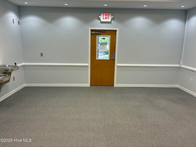 More Photos Of 1507 N Road St, Elizabeth City Medical For Lease