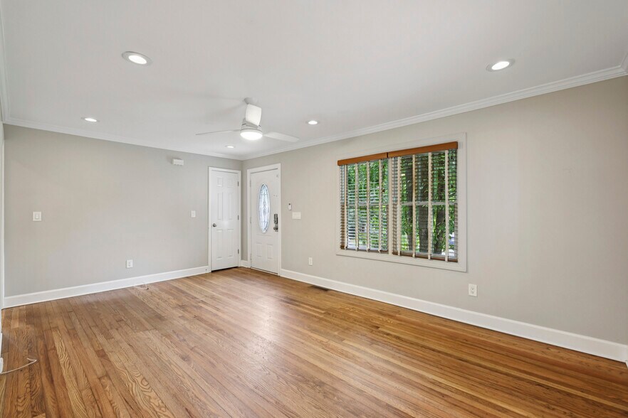 More Photos Of 1952 Wingate Rd, Chamblee Office For Sale