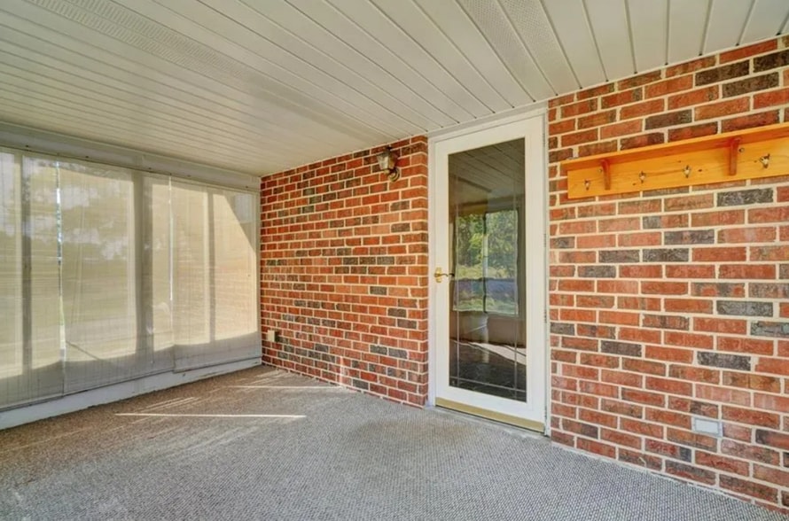 More Photos Of 4530 Shoulders Hill Rd, Suffolk Medical For Sale
