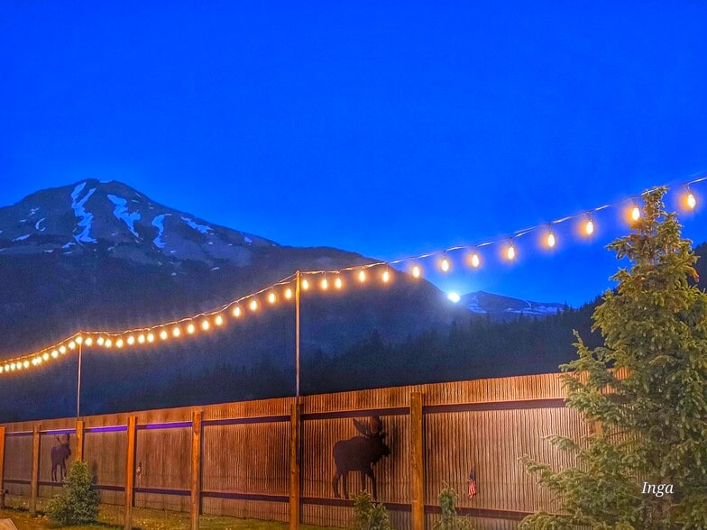 More Photos Of 71450 Highway 550, Silverton Hotel For Sale