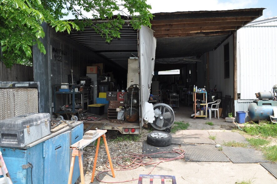 More Photos Of 11460 C F Hawn Fwy, Dallas Auto Repair For Sale