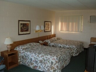 More Photos Of 14733 Dutchmans Dr, Rogers Hotel For Sale