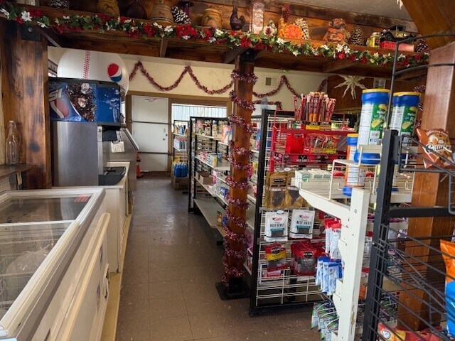 More Photos Of 58581 371, Anza Auto Repair For Sale