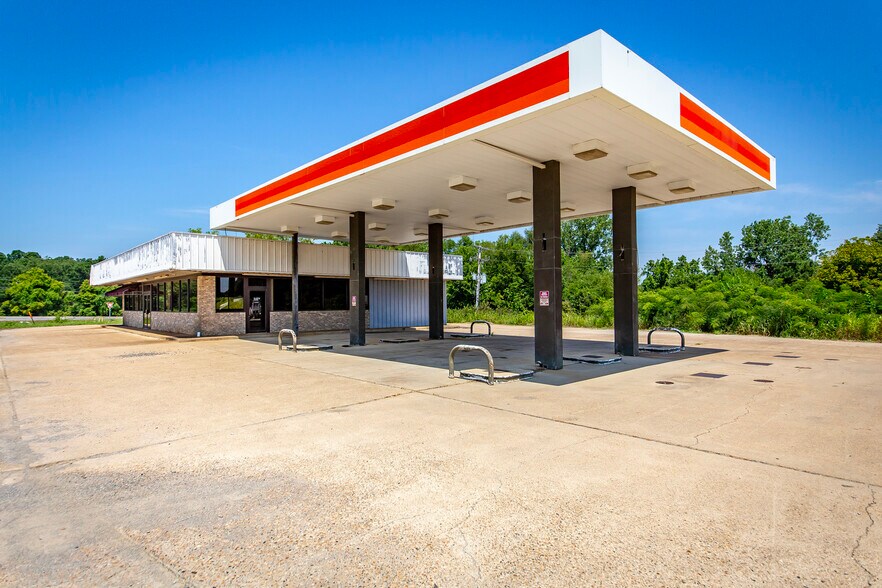More Photos Of 140 E Reynolds Rd, Arkadelphia Convenience Store For Sale