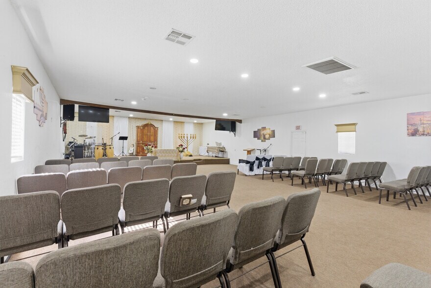 More Photos Of 375 C St, Arvin Specialty For Sale