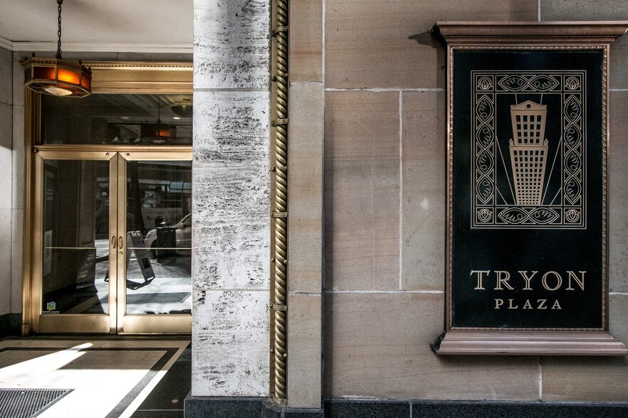 More Photos Of 112 S Tryon St, Charlotte Office Residential For Sale